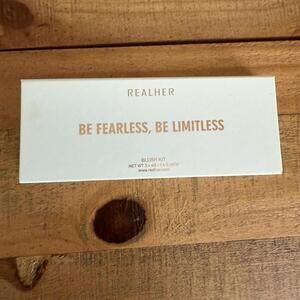 REALHER Blush Kit - Be Fearless, Be Limitless